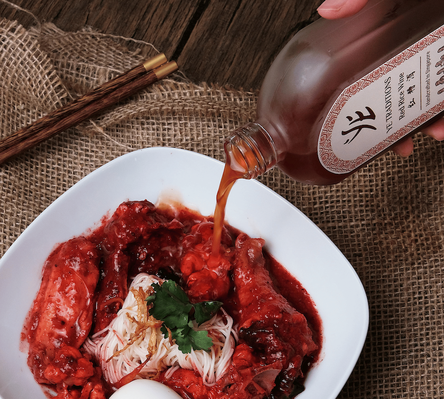 Ye Traditions Red Rice Wine in Hong Zao Chicken